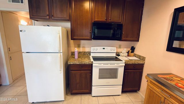 10619 W COGGINS Drive, Sun City, AZ 85351