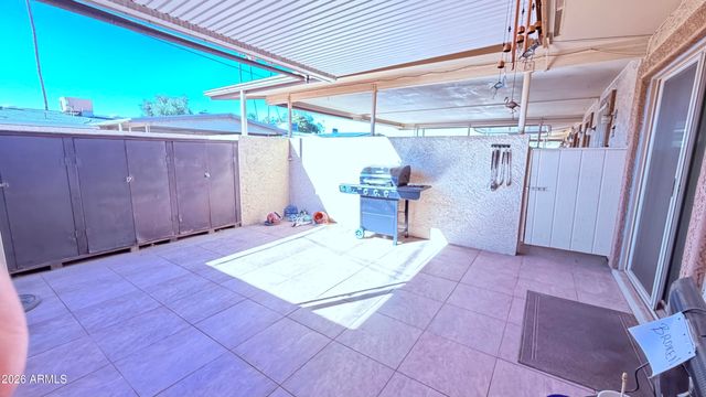 10619 W COGGINS Drive, Sun City, AZ 85351