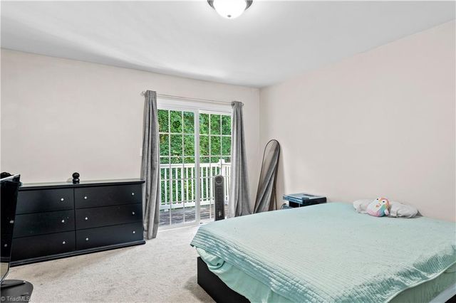 165 Forest View Drive, Winston-salem, NC 27104