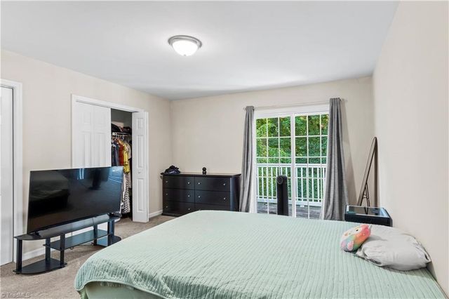 165 Forest View Drive, Winston-salem, NC 27104