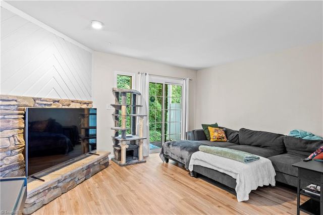 165 Forest View Drive, Winston-salem, NC 27104