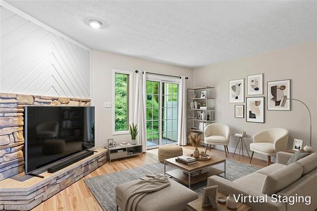165 Forest View Drive, Winston-salem, NC 27104