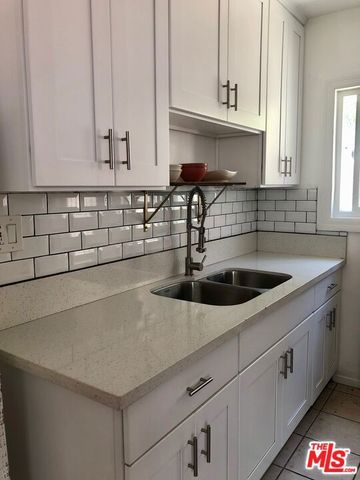 1091 N Gage Avenue, Los Angeles, CA 90063