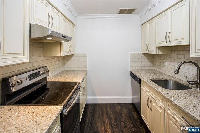 46 Watsessing Avenue UB15, Belleville, NJ 07109
