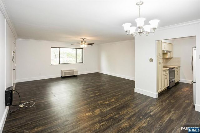 46 Watsessing Avenue UB15, Belleville, NJ 07109