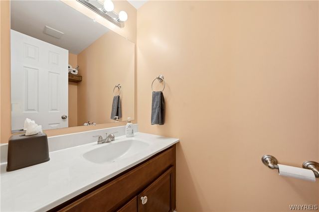 2487 Sylvan Place, Wheatfield, NY 14304