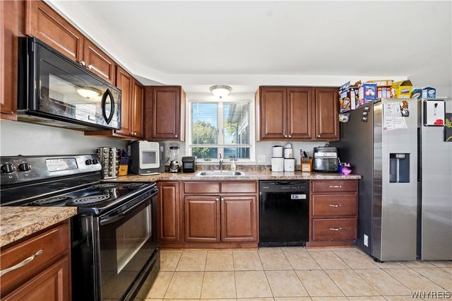 2487 Sylvan Place, Wheatfield, NY 14304