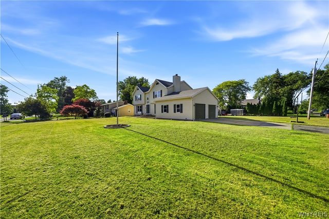 2487 Sylvan Place, Wheatfield, NY 14304