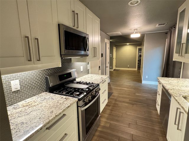 4947 Regal Bluff, Mesquite, TX 75150