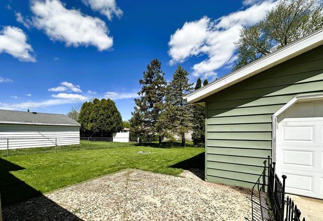 757 MC ARTHUR STREET, Fond Du Lac, WI 54935