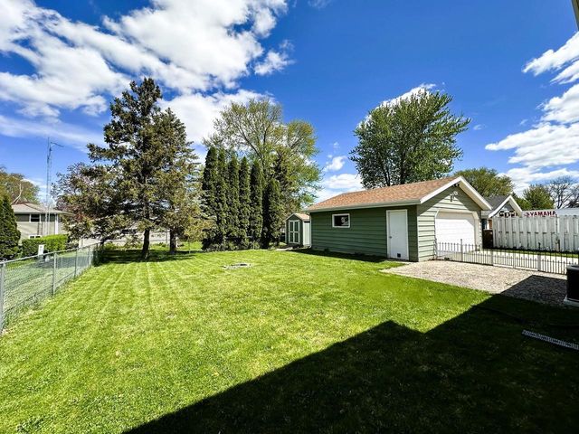 757 MC ARTHUR STREET, Fond Du Lac, WI 54935