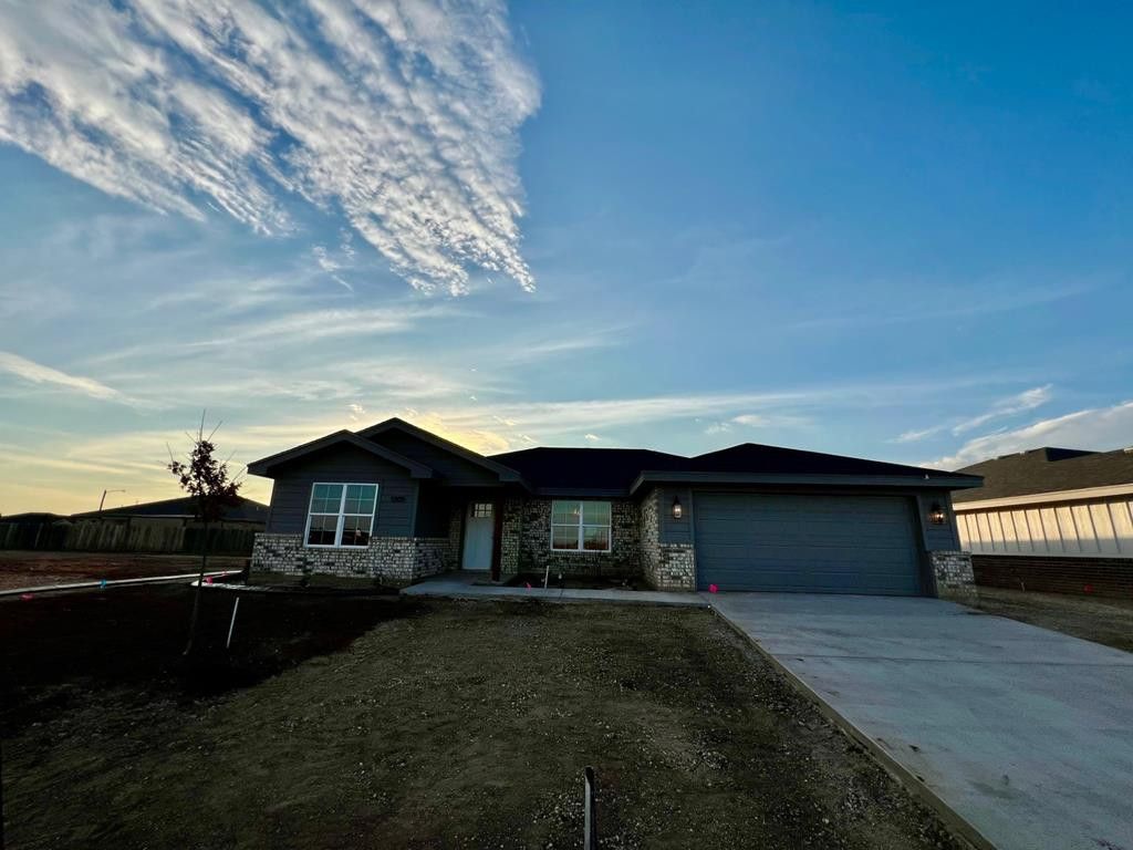 1305 Johnny Lane, San Angelo, TX 76905