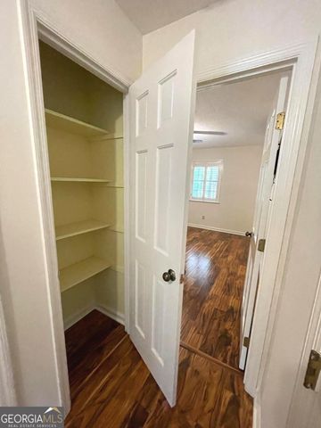 1104 Lakeview Drive, Blackshear, GA 31516