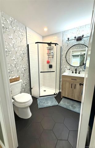 18 Washington Place, Pearl River, NY 10965