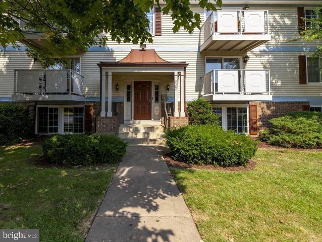 8380-B BROCKHAM DR, Alexandria, VA 22309