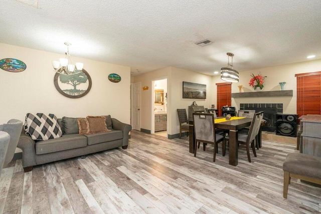 15211 60th Place N, Loxahatchee, FL 33470