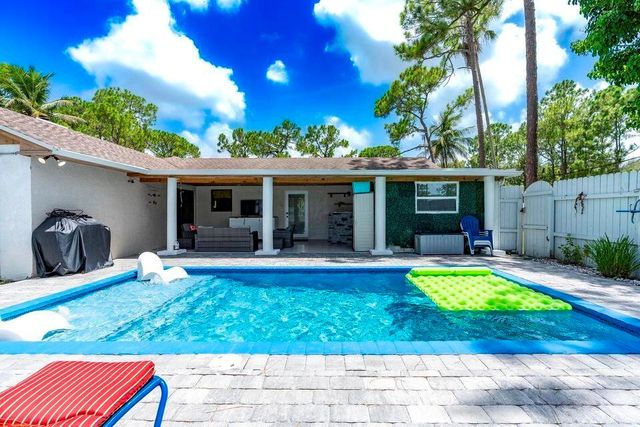 15211 60th Place N, Loxahatchee, FL 33470
