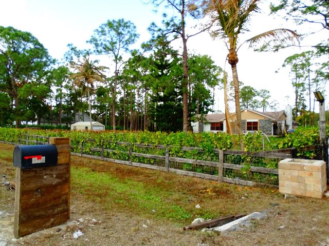 15211 60th Place N, Loxahatchee, FL 33470