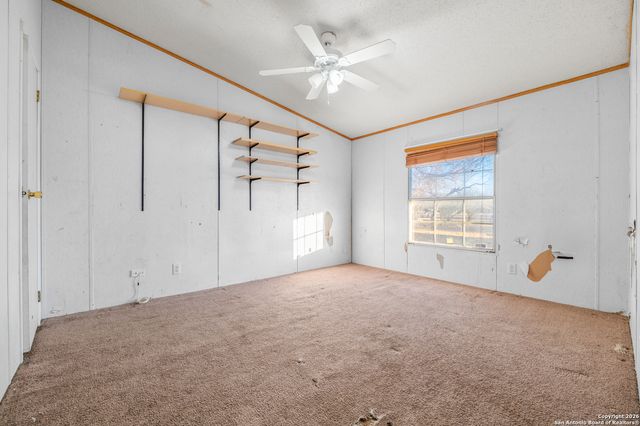 125 County Road 3822, San Antonio, TX 78253