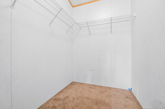 125 County Road 3822, San Antonio, TX 78253