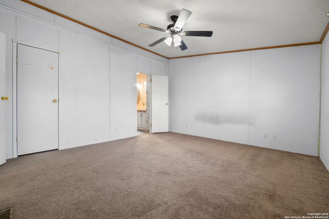 125 County Road 3822, San Antonio, TX 78253