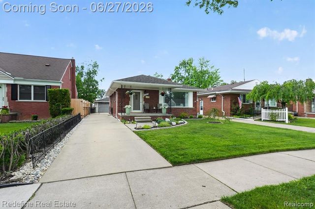 13547 Brest Street, Southgate, MI 48195