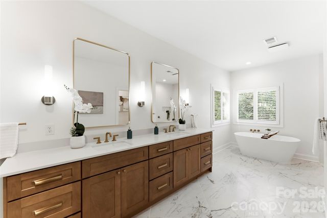 12656 Lahinch Court, Charlotte, NC 28277