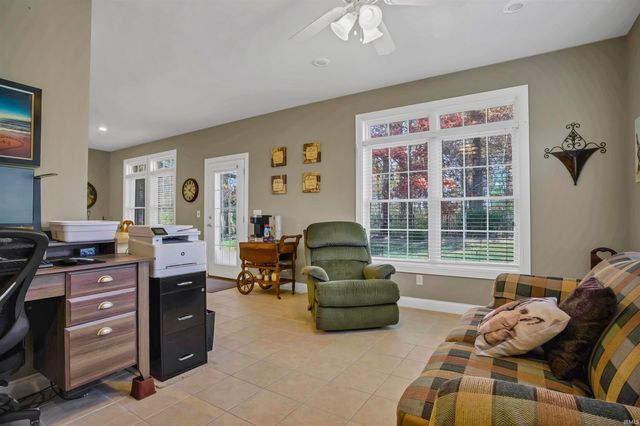 329 Persimmon Circle, Boonville, IN 47601