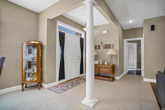 329 Persimmon Circle, Boonville, IN 47601