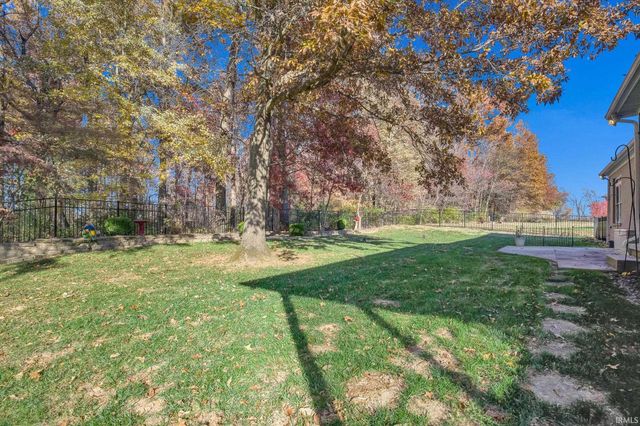 329 Persimmon Circle, Boonville, IN 47601