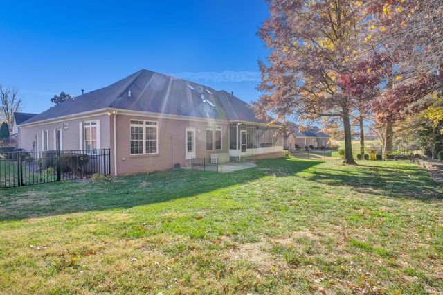 329 Persimmon Circle, Boonville, IN 47601