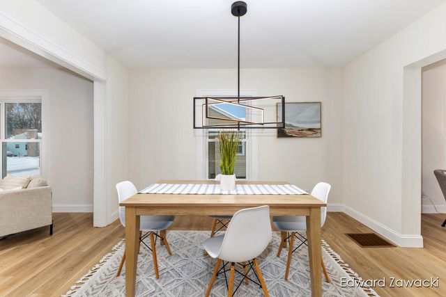 330 Norwood Street, Rockford, MI 49341