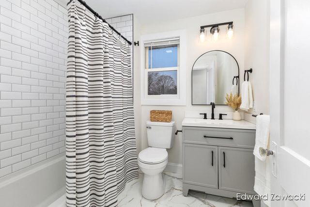 330 Norwood Street, Rockford, MI 49341