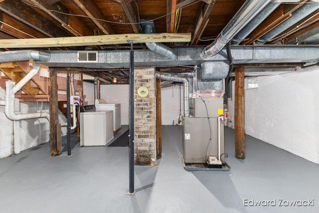 330 Norwood Street, Rockford, MI 49341