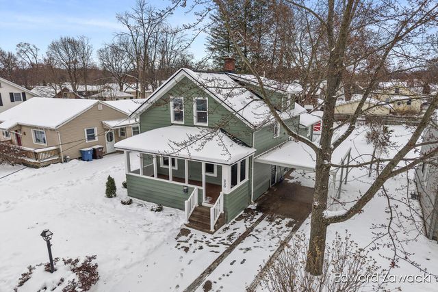 330 Norwood Street, Rockford, MI 49341