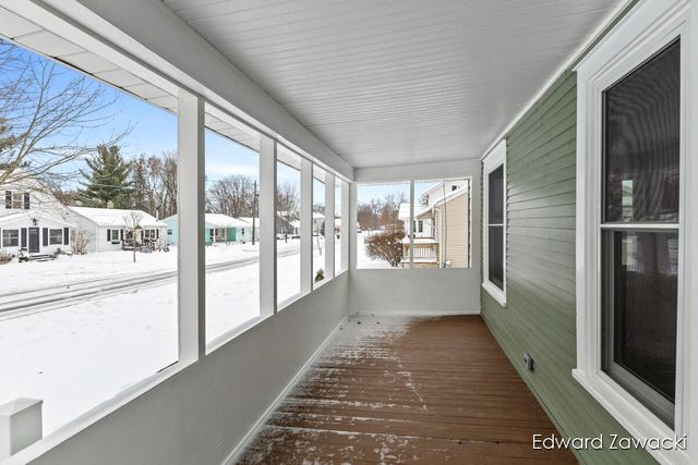 330 Norwood Street, Rockford, MI 49341