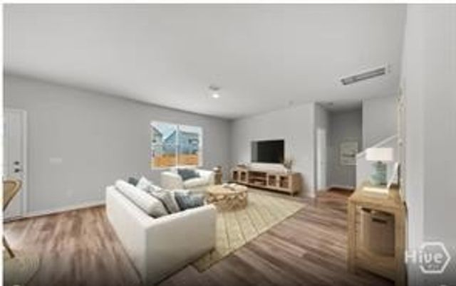 419 Crosstown Avenue, Richmond Hill, GA 31324