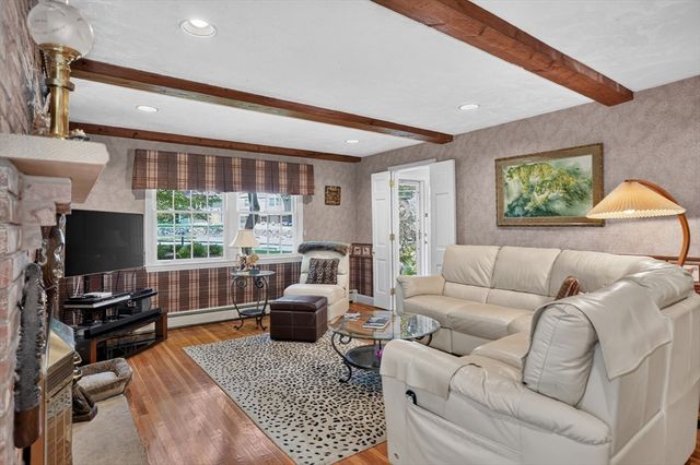 15 Carter Drive, Framingham, MA 01701