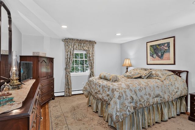 15 Carter Drive, Framingham, MA 01701