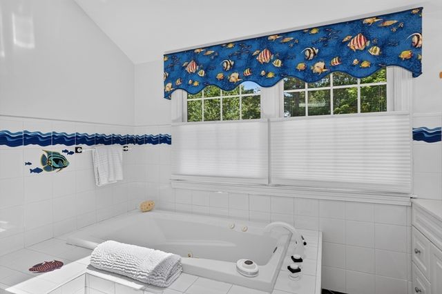 15 Carter Drive, Framingham, MA 01701