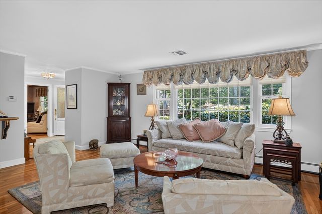 15 Carter Drive, Framingham, MA 01701