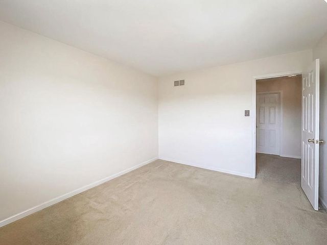 129 SOUTH DR, Newtown, PA 18940