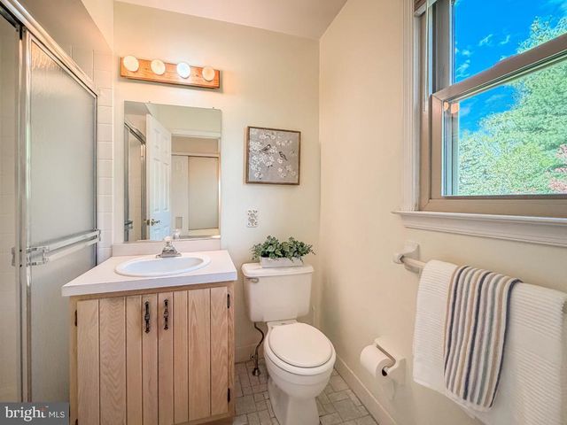 129 SOUTH DR, Newtown, PA 18940