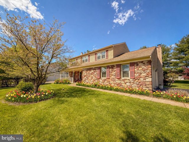 129 SOUTH DR, Newtown, PA 18940