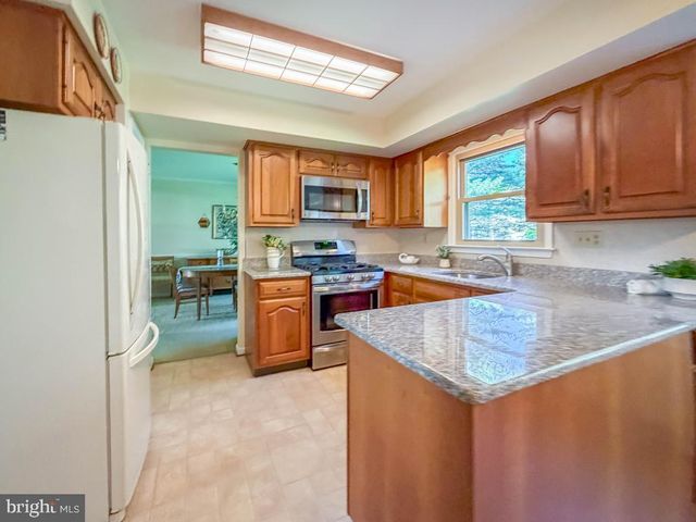129 SOUTH DR, Newtown, PA 18940