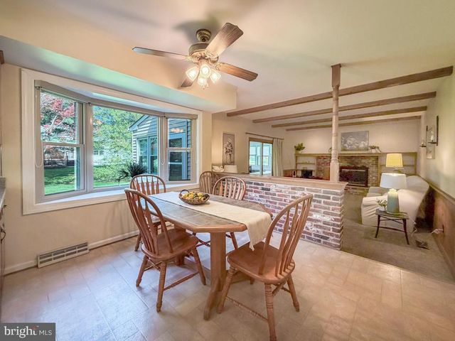 129 SOUTH DR, Newtown, PA 18940