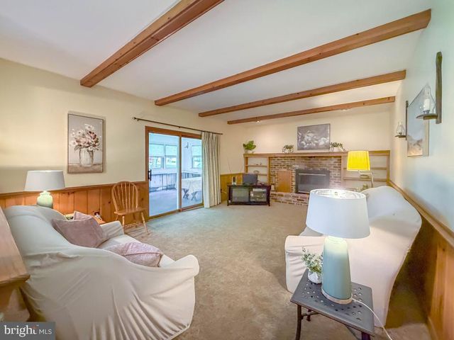 129 SOUTH DR, Newtown, PA 18940