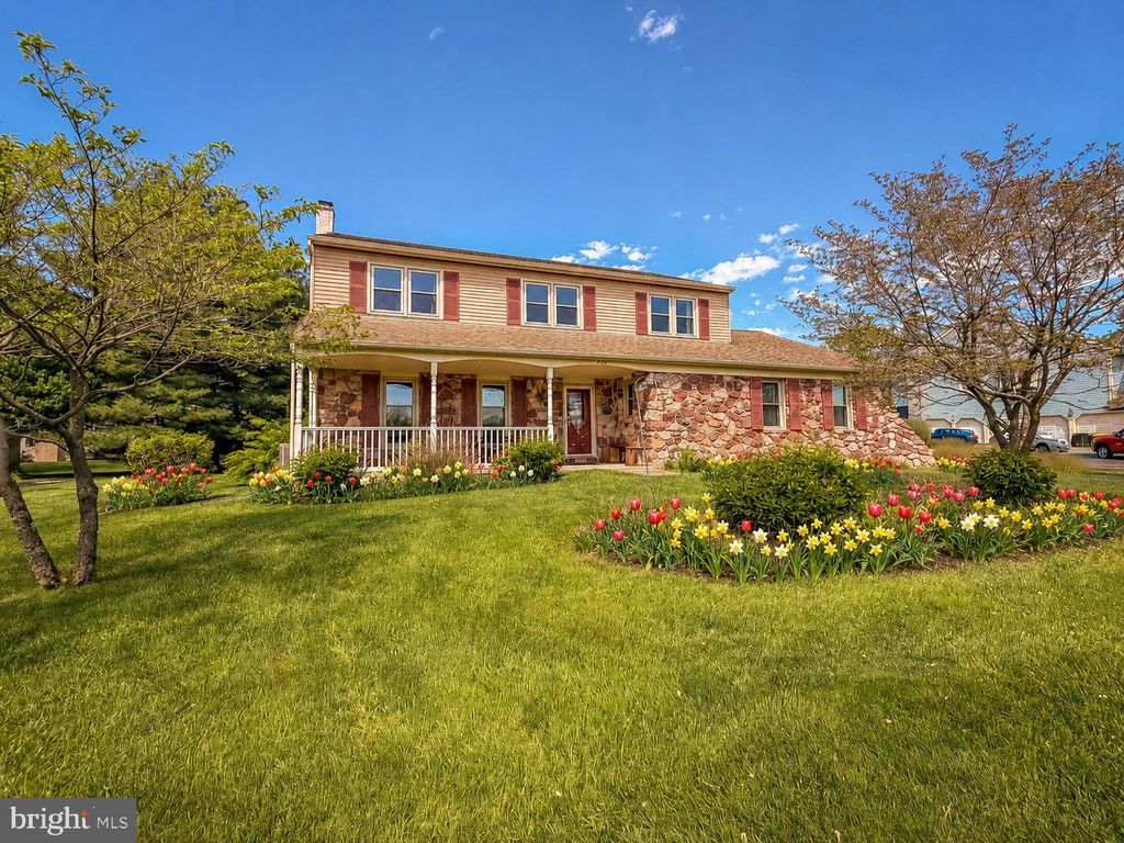129 SOUTH DR, Newtown, PA 18940