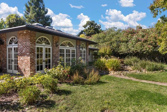 2730 Idlewood Ln, Sacramento, CA 95821