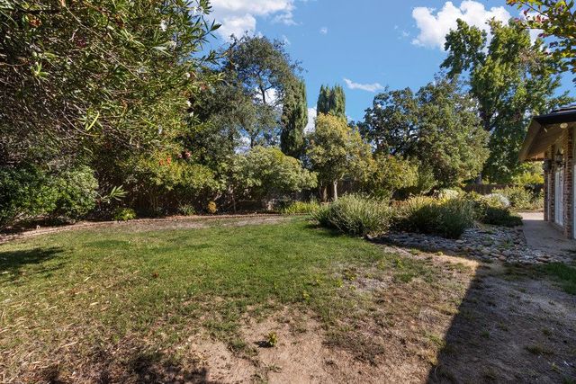 2730 Idlewood Ln, Sacramento, CA 95821